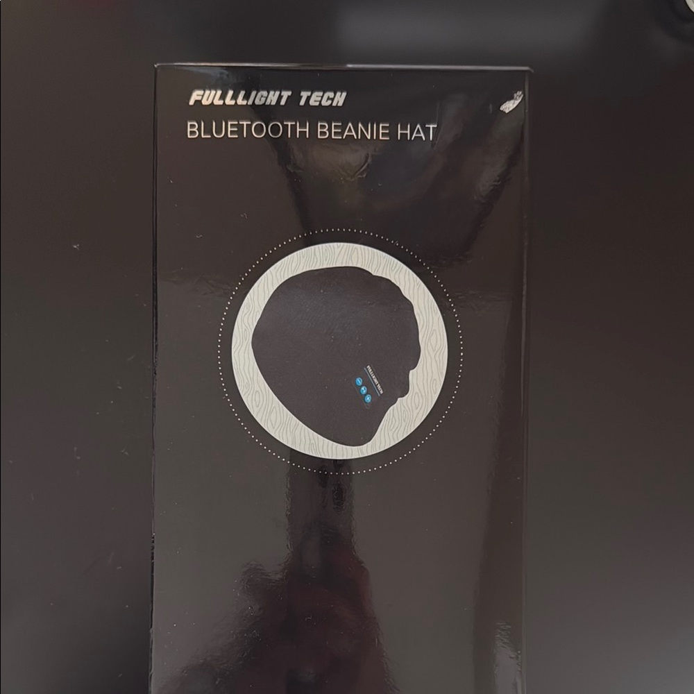 FullLight Tech Bluetooth Beanie Hat - Black